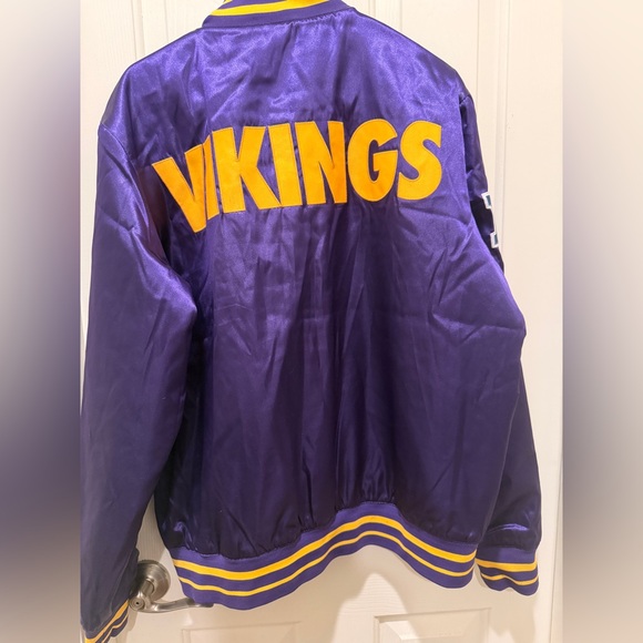 Minnesota Vikings  Satin Jacket Nike large signed - Picture 5 of 6